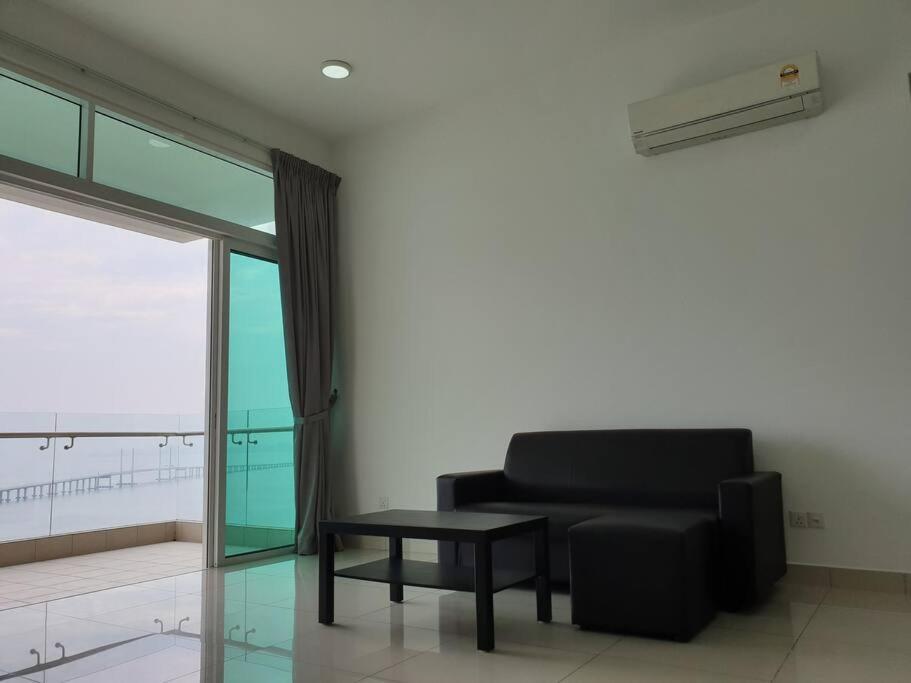 Direct Qbm & Ikea *Highfloor Sunrise Seaview Condo Bayan Lepas Exterior photo