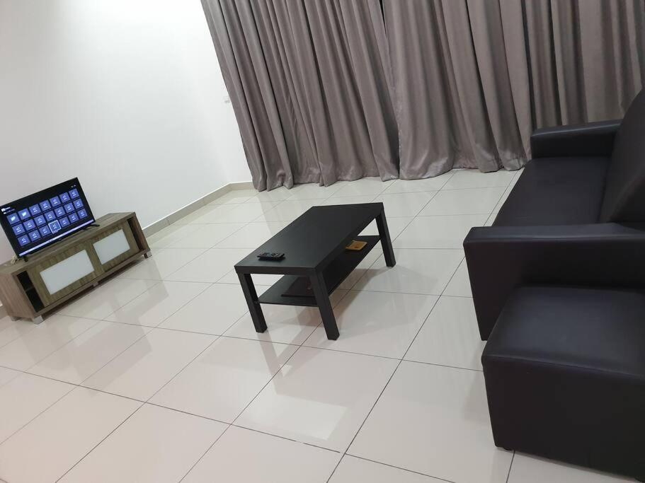 Direct Qbm & Ikea *Highfloor Sunrise Seaview Condo Bayan Lepas Exterior photo
