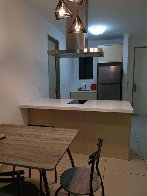 Direct Qbm & Ikea *Highfloor Sunrise Seaview Condo Bayan Lepas Exterior photo